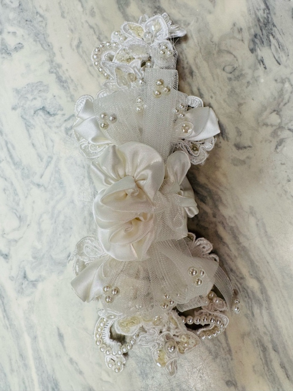 Vintage 90s Bridal Barrette Ivory Lace Pearl Satin Hair Clip Romantic 90s Style - Picture 11 of 14